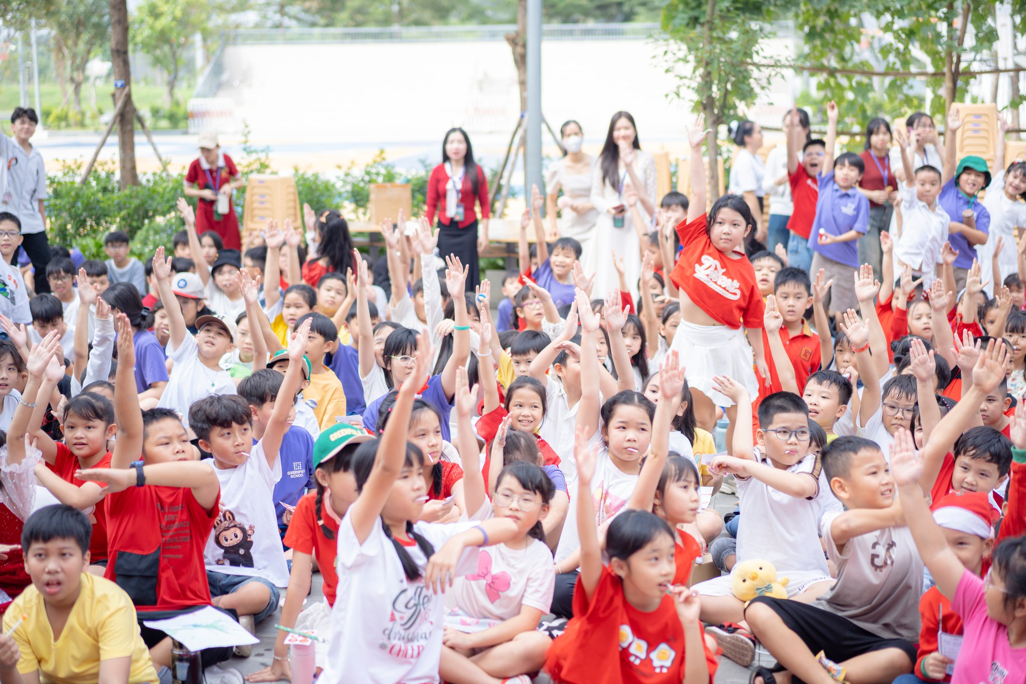 hoc-sinh-greenfield-school-hao-hung-tham gia-le-hoi-hoa-nhip-giang-sinh